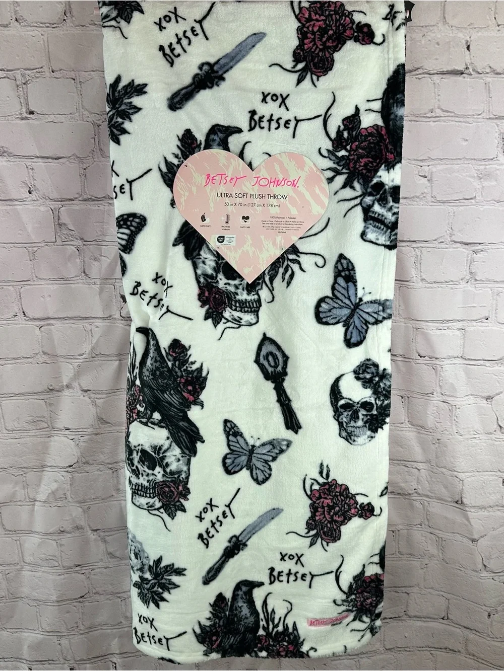 NWT Betsey Johnson Skull & Floral Plush throw whimsigoth butterfly edgy gothic